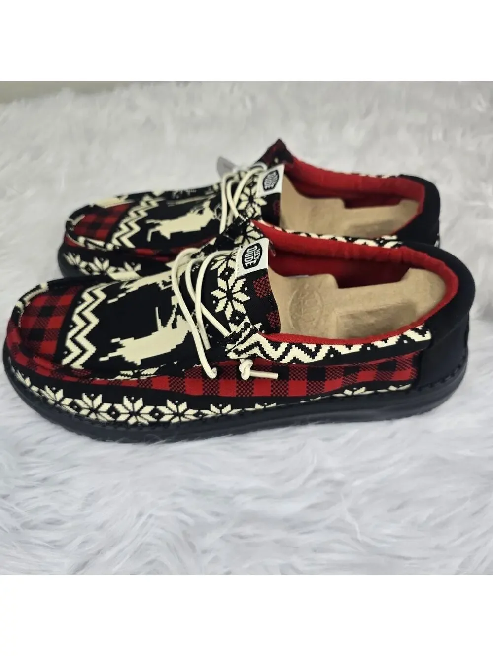 Hey Dude Wally Cheers Men's Size 11 Black Red Shoes Dudes
